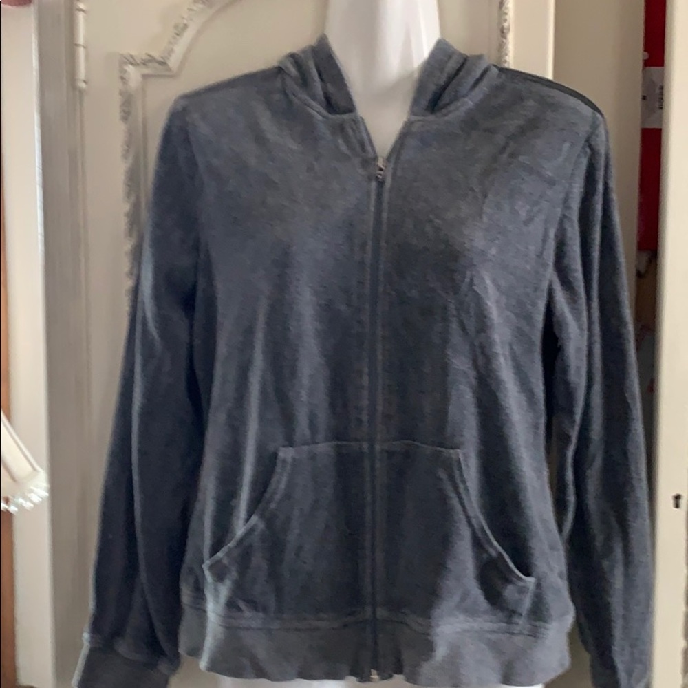 Zip up hoodie size small